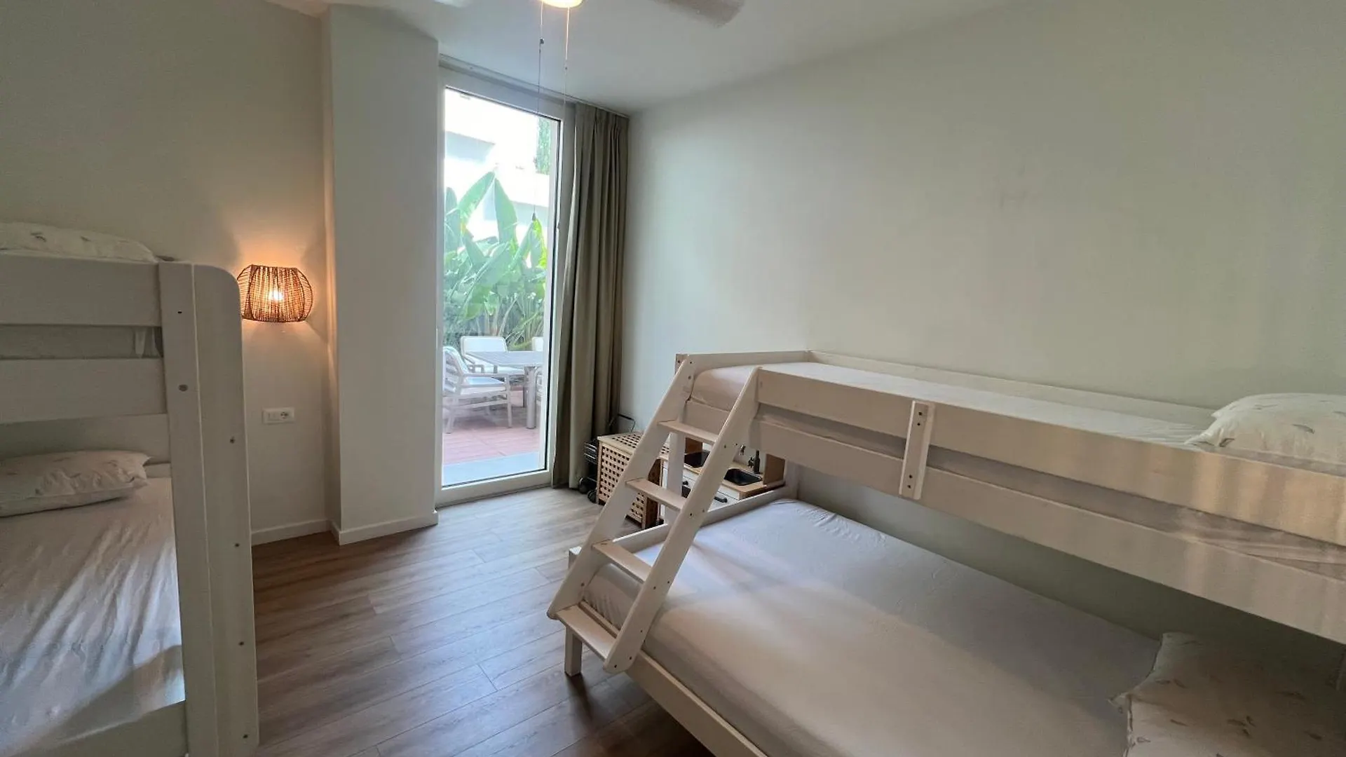 La Bohemia Villa Green Goast Paljasa Albania